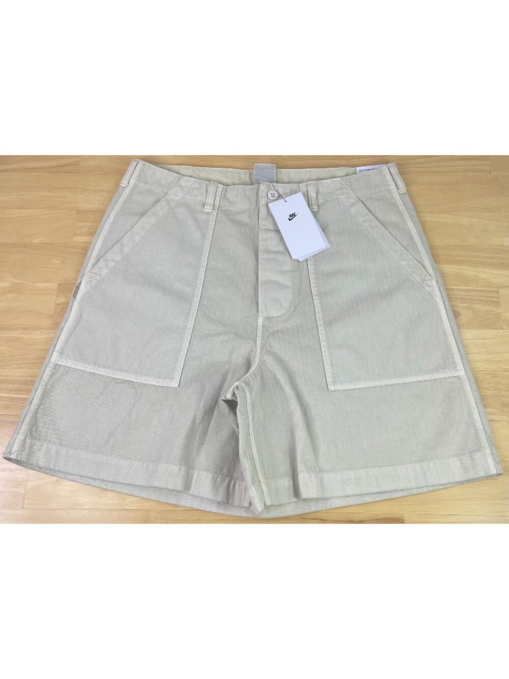 Nike Life Fatigue Light Khaki Herringbone Twill Shorts HJ2976-229, Men’s Size 32